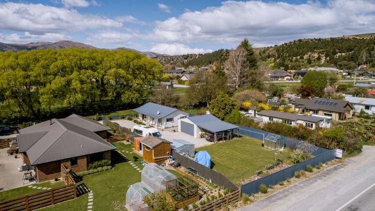 135 Main Road Luggate_14