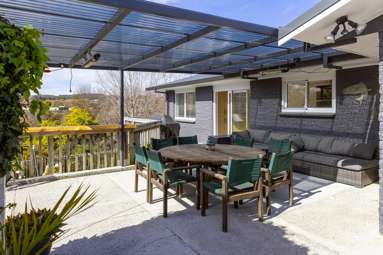 10 Armstrong Grove_2