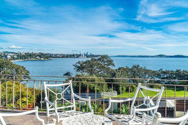 Waterfront living – Auckland Central Bays