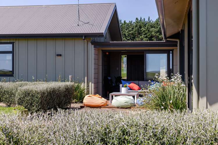 151 Mount Stewart Halcombe Road Sanson_40