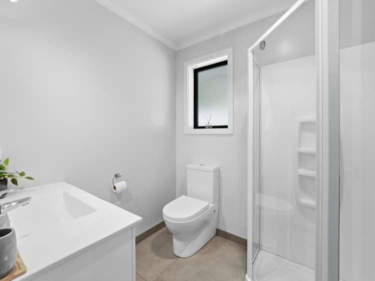 7 Woodham Drive Allenton_9