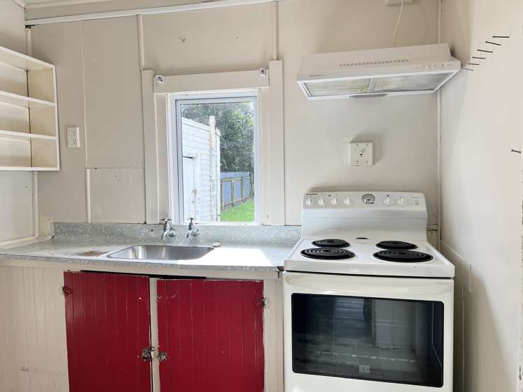 24 Cole Street Dannevirke_11