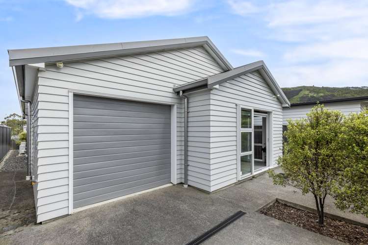 44 Karearea Avenue Porirua_16