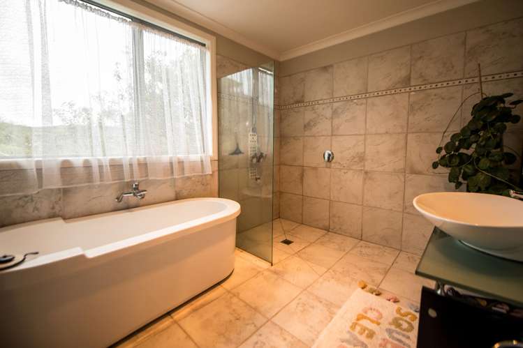 9 Moana Street Kaka Point_7