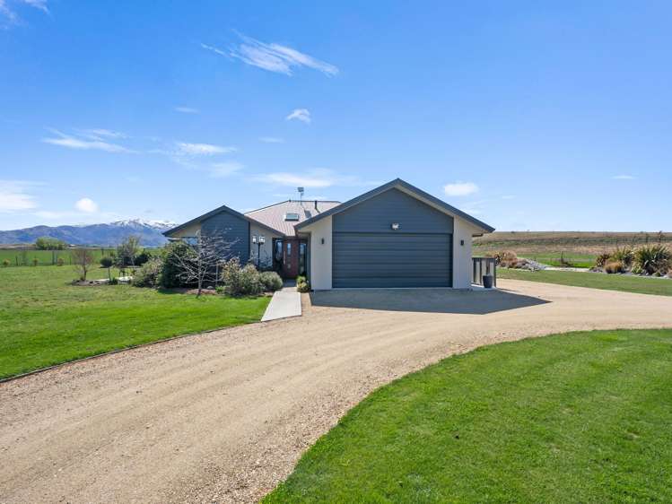 57 Golden Road Springvale_4
