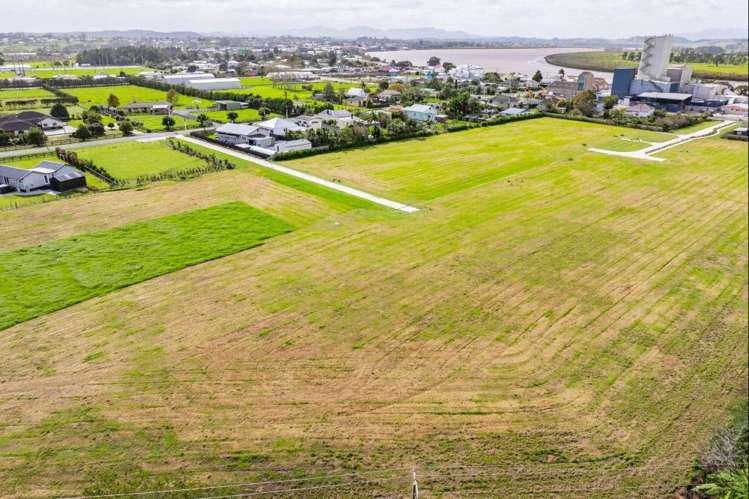 Lot 1/10 Bassett Street_3