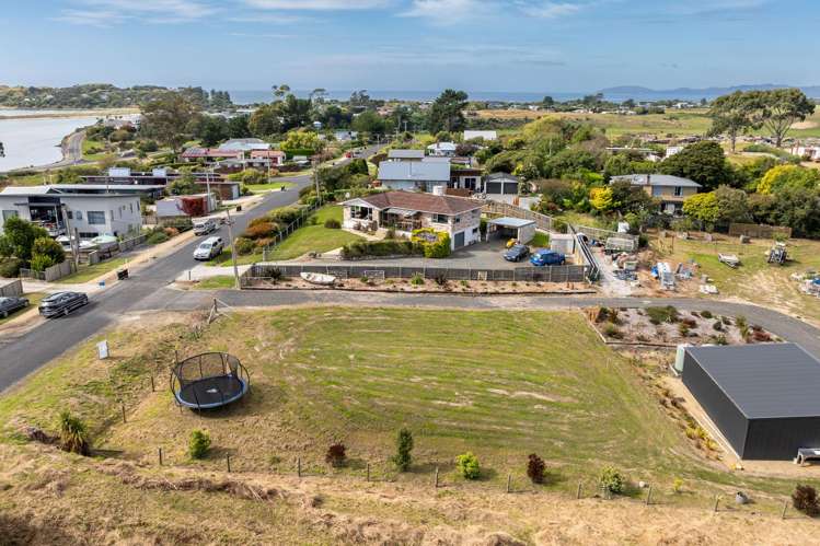 1 DP 612505/70 Grimness Street Karitane_17