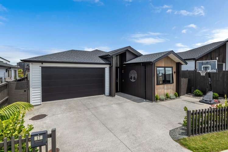 37 Matahae Crescent Milldale_23