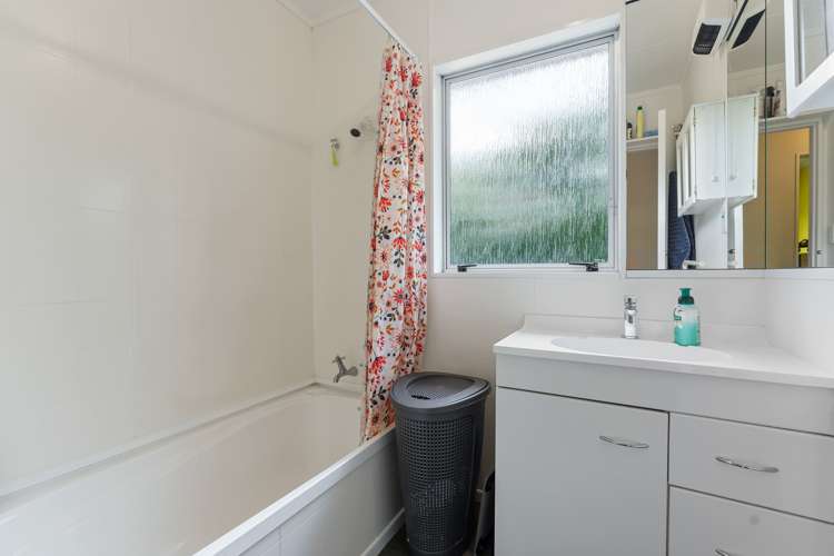 83 Huia Street Waikanae_10