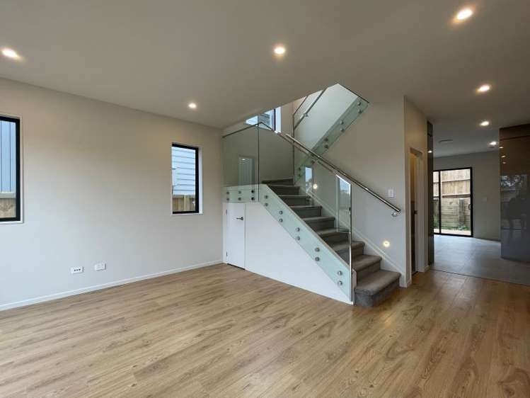 2a Askew Place Farm Cove_2