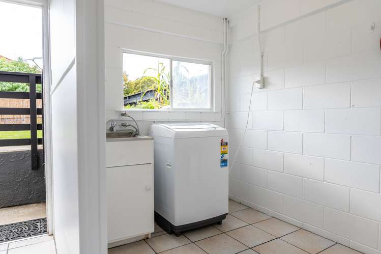 6 Bernard Street Chedworth_30