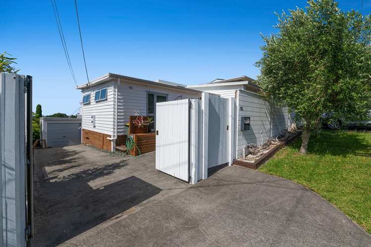 66 Wade River Road Stanmore Bay_14
