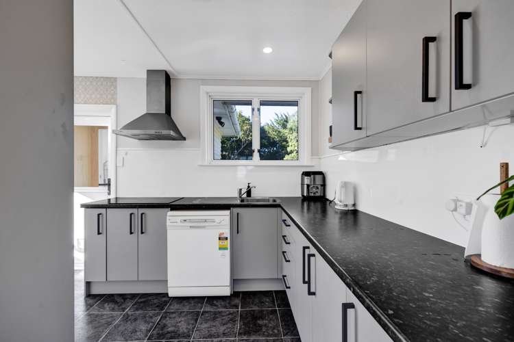 269 South Road Hawera_17