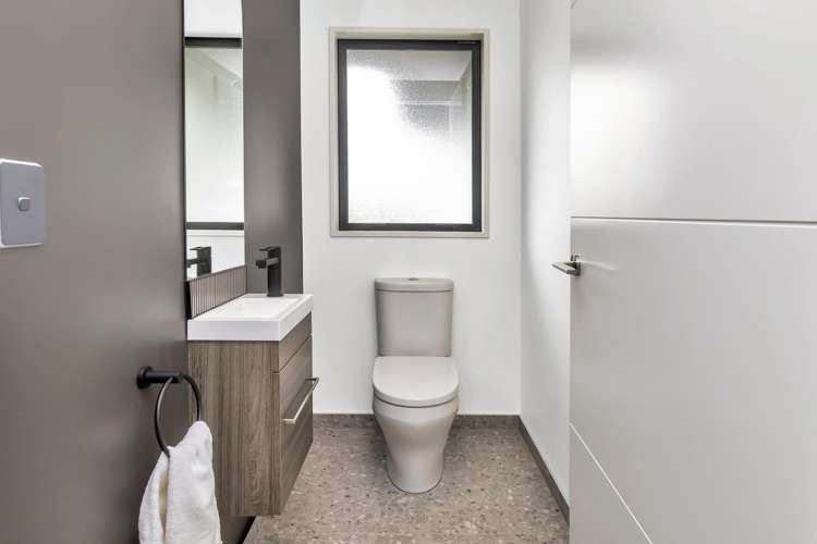 29 Candlesticks Crescent Lincoln_22