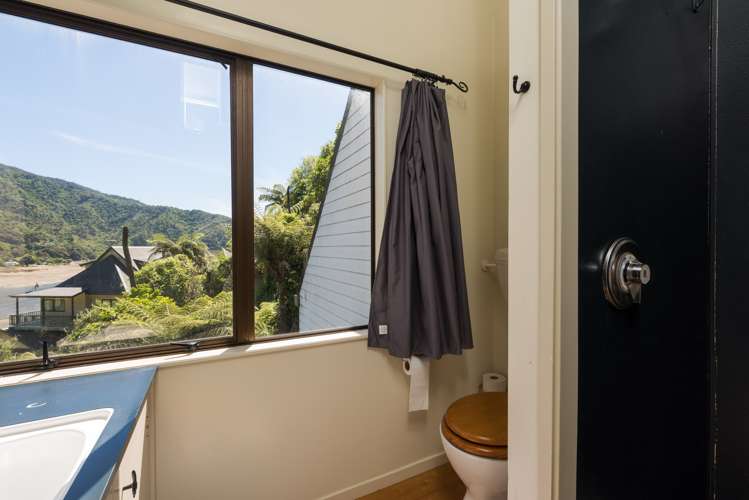 2391 Queen Charlotte Drive Anakiwa and Surrounds_13