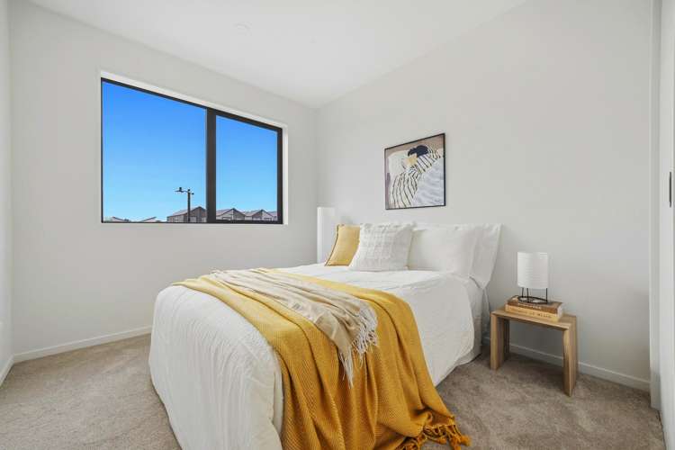 8 Wavecrest Lane Hobsonville_18