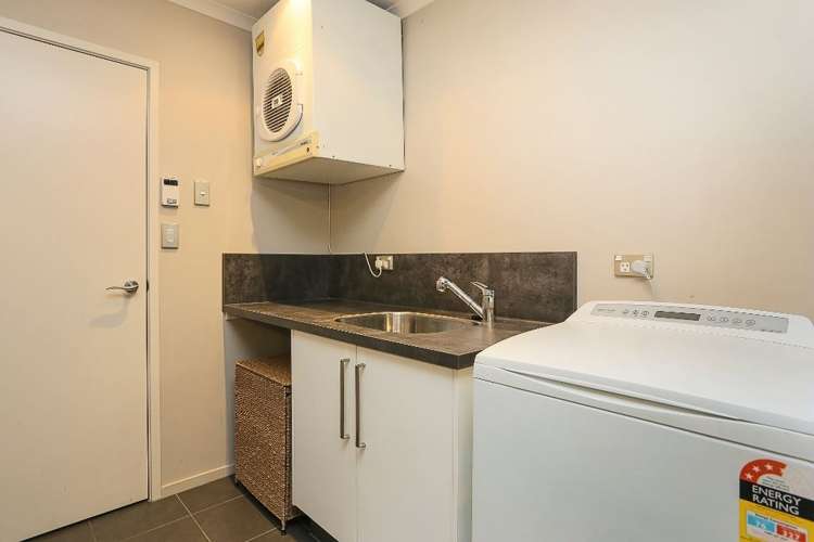 3 Lardon Place Frimley_13