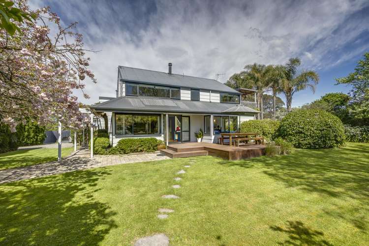 1127 Riverslea Road South Longlands_9