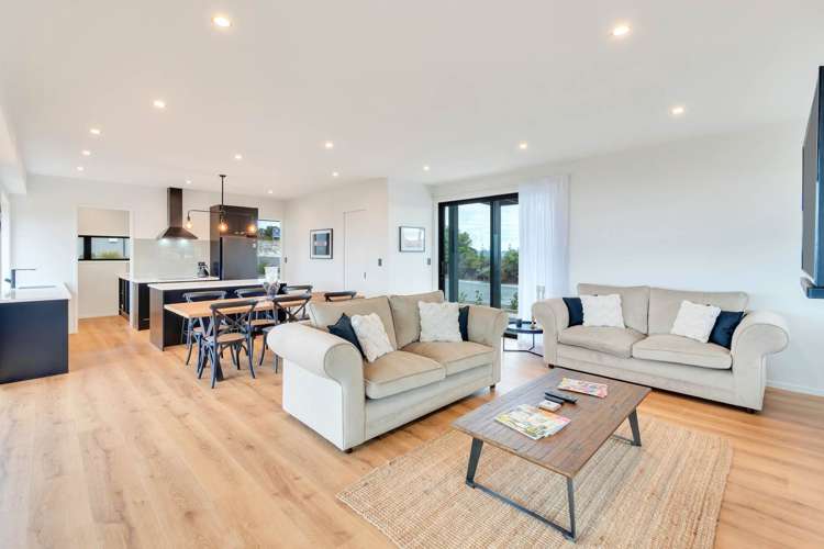 8 Seacoast Road Mangawhai Heads_26