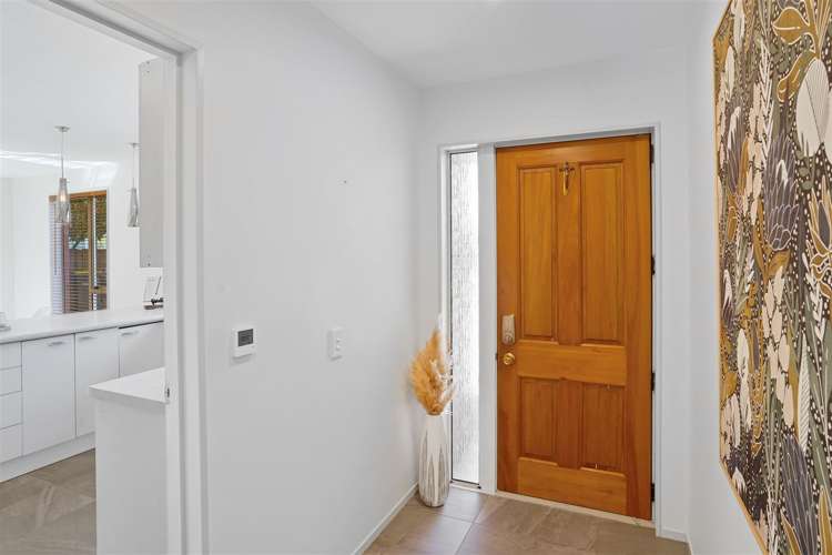 11 Bishopsworth Street Hillsborough_17