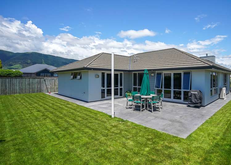 19 Lassen Place Stoke_12