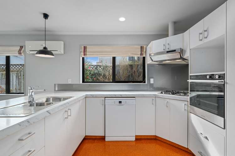 3A Livingstone Place_2