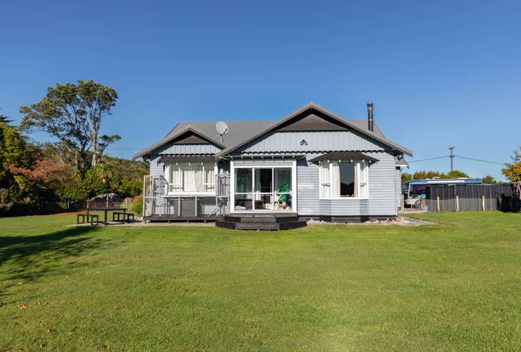 1 Trickies Road Gladstone_32