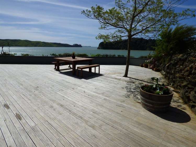 1233 Te Waitere Road Taharoa_29