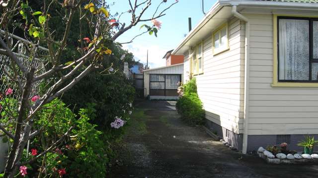 100 Fisher Crescent Otara_3