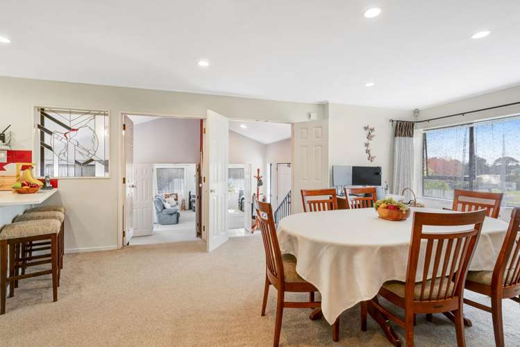 3 Sandpiper Grove Unsworth Heights_19