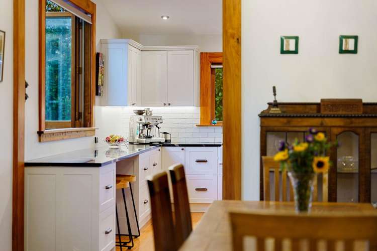 3 Wedgewood Grove Raumati Beach_34