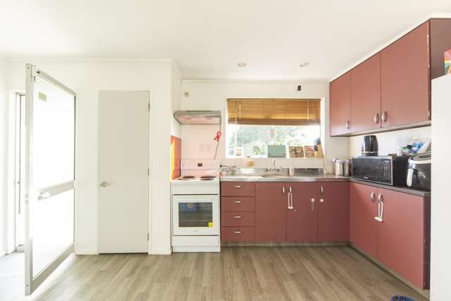 50 Oakfield Crescent Pukete_3
