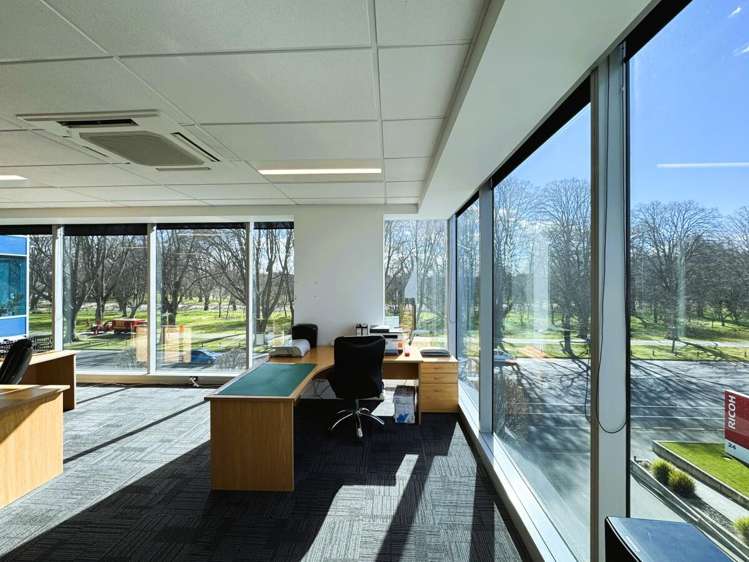 22 Moorhouse Avenue Addington_6