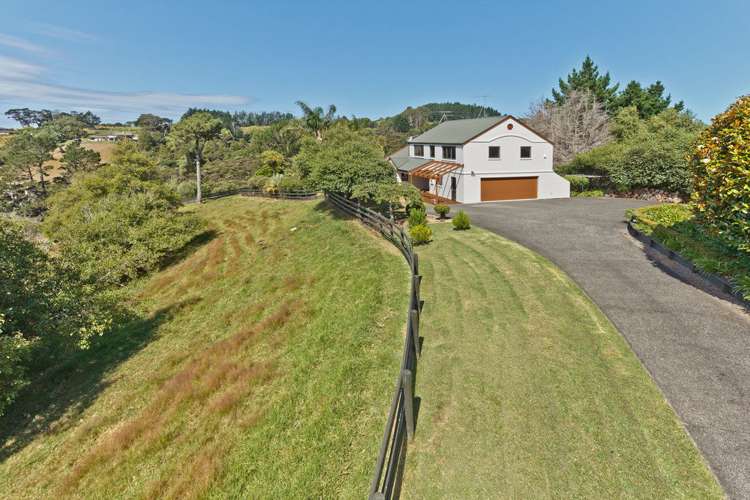 16 Rodeo Drive Redvale_37