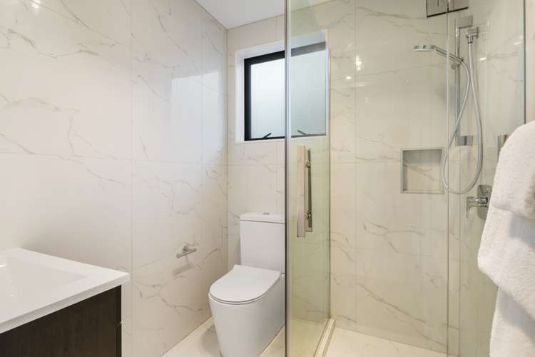 12 Tawatawa Street Long Bay_16