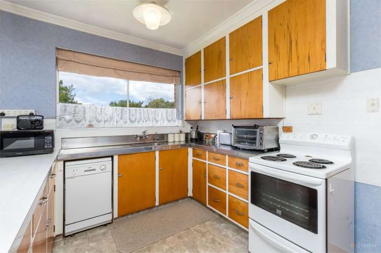 2 Betten Street Waimate_10