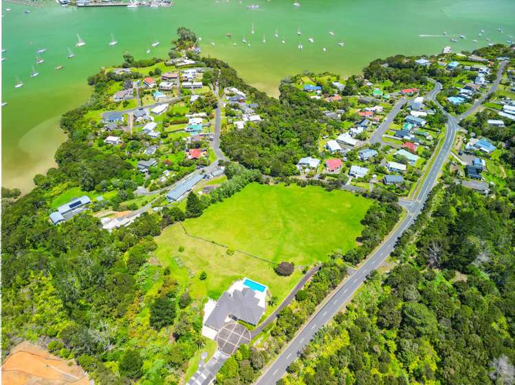 1 Deeming Road Russell_11