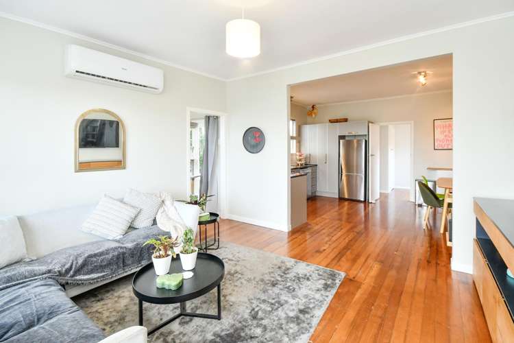 31 Thomas Road Mangere_4