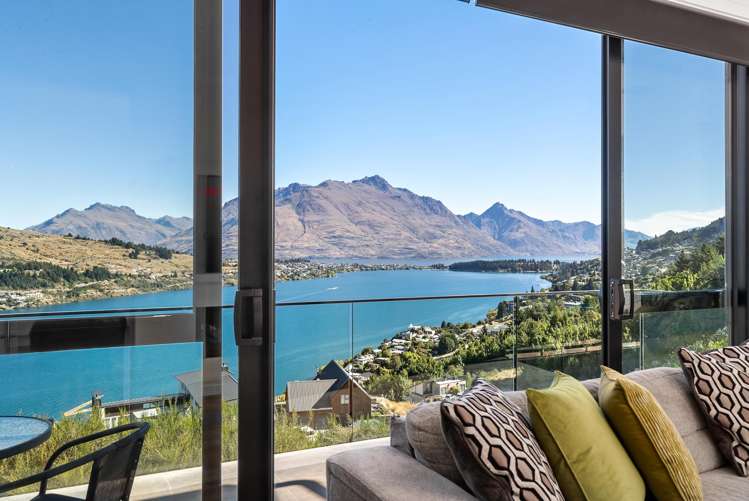 4 Luckie Lane Queenstown Hill_0