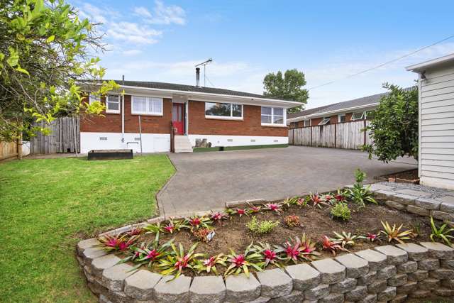 24 Pooley Street Pakuranga Heights_4