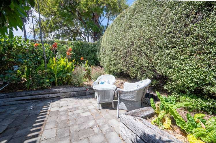 17 Penlington Place Akaroa_15