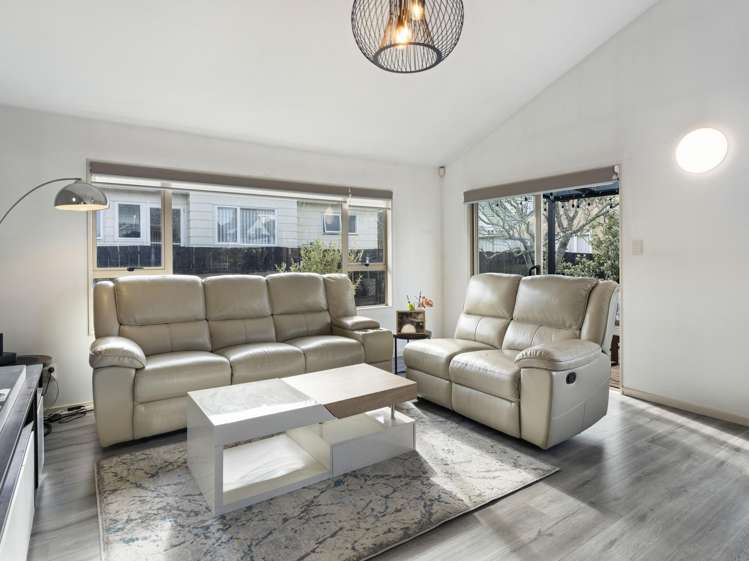 75 Kamara Road Glen Eden_11