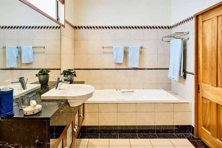 76 The Crescent Roseneath_17