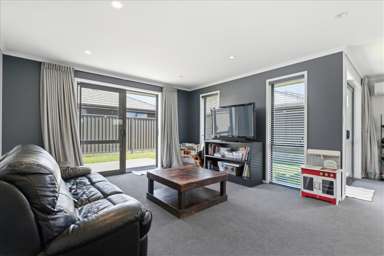 72 Tabraham Crescent_2