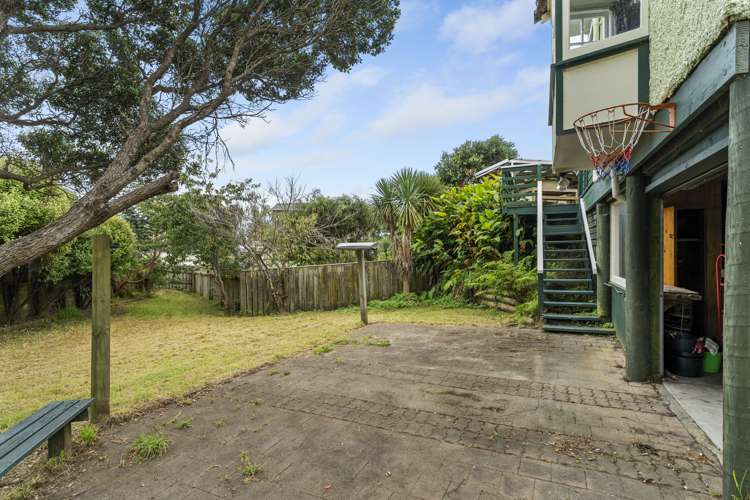 53 Tasman Road Otaki Beach_15
