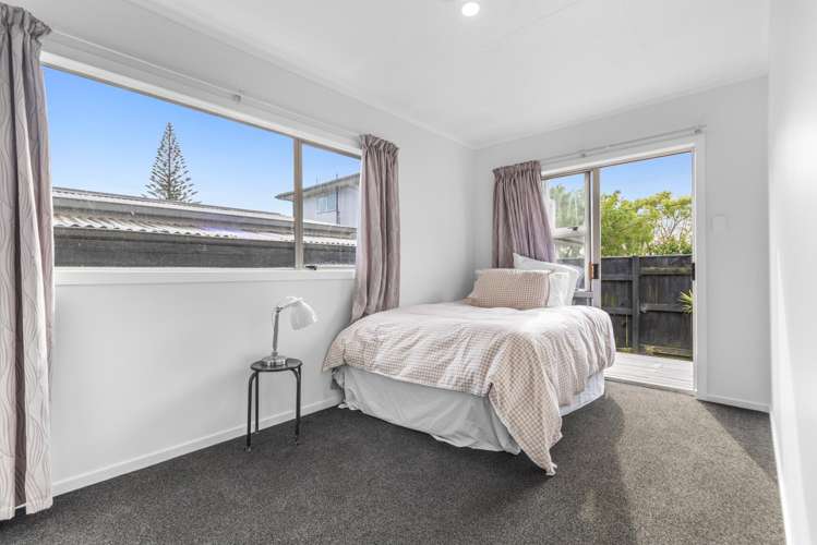 2 Muir Avenue Mangere Bridge_12