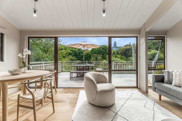 37b Ocean Road Surfdale_2