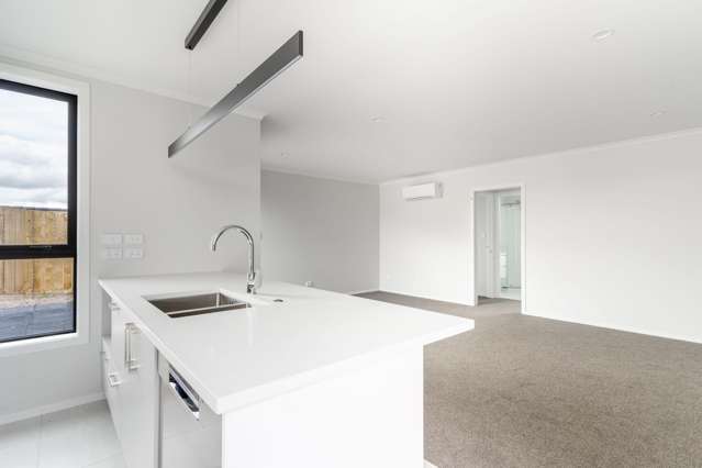 26 Waruhia Crescent_2