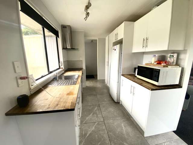 5 Crystal Place Pukehangi_3