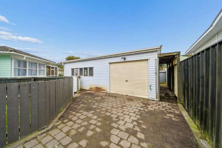 13 Kerepehi Grove Wainuiomata_16